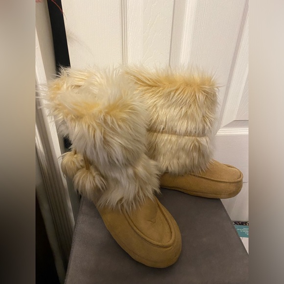 Steve Madden Slipper Booties - Picture 6 of 6